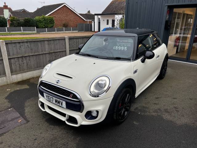 2017 Mini Hatchback 2.0 Cooper S D 3dr