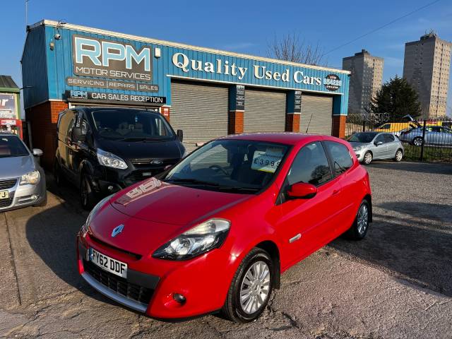 Renault Clio 1.2 16V Expression+ 3dr Hatchback Petrol Red